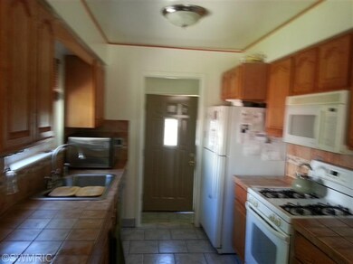 1617 Benjamin Ave NE, Grand Rapids, MI 49505 - photo 5