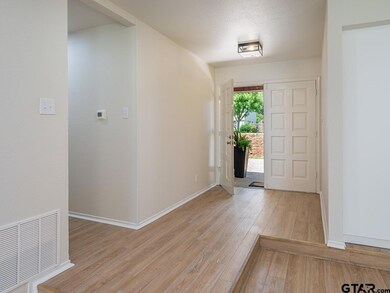 509 Winchester Dr, Tyler, TX 75701 - photo 5