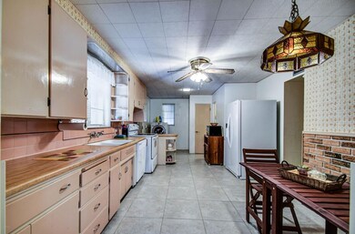 3 Kitchen