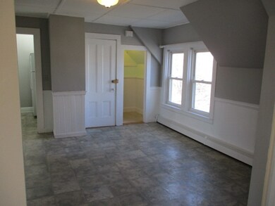 31 Arlington St unit 2, Franklin, MA 02038 - photo 3