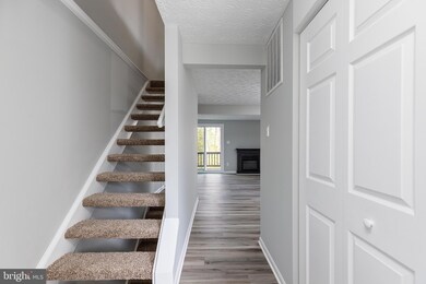 573 Bay Dale Ct, Arnold, MD 21012 - photo 3