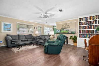 7255 Shady Arbor Ln, Houston, TX 77040 - photo 5