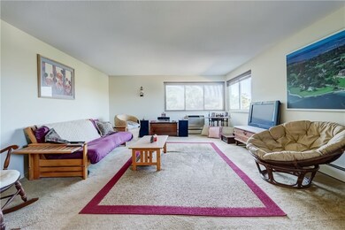 913 Westage at the Harbor, Rochester, NY 14617 - photo 6