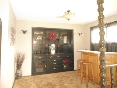 Formal Dining Room<|><|>