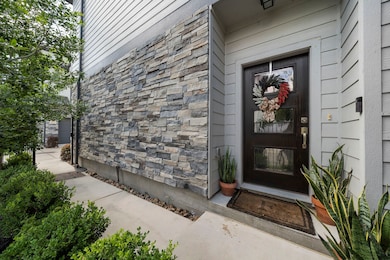 849 Fisher St unit H, Houston, TX 77018 - photo 3