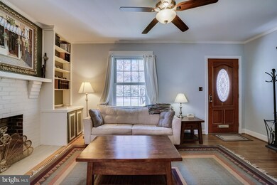 422 Great Falls St, Falls Church, VA 22046 - photo 4