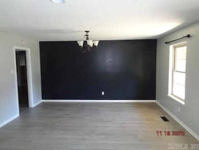 5813 N Walnut Rd, North Little Rock, AR 72116 - photo 4