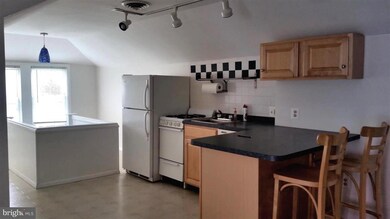 809 Bay Ridge Ave, Annapolis, MD 21403 - photo 2