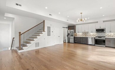 88 Waumbeck St unit B, Boston, MA 02121 - photo 2