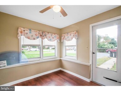 713 W 13th St, New Castle, DE 19720 - photo 7