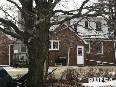 5328 W Locust St, Davenport, IA 52804 - photo 2