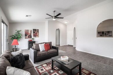 04 Living Room