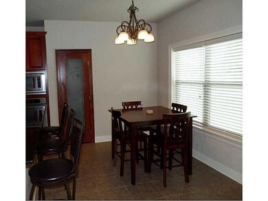 Breakfast Room. Breakfast Nook