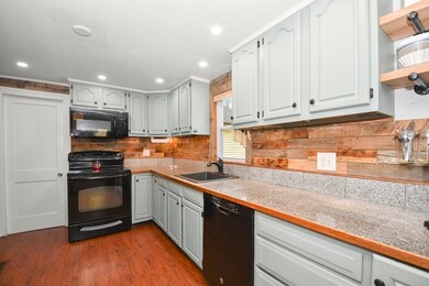 22 Carleton Rd, Rochdale, MA 01542 - photo 6