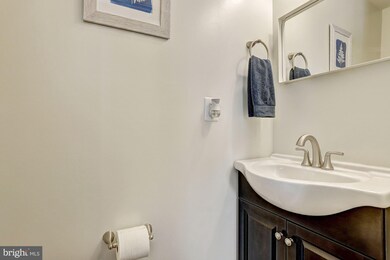 936 Magnolia Blossom Ct, Sykesville, MD 21784 - photo 6