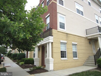 22724 Verde Gate Terrace, Ashburn, VA 20148 - photo 3