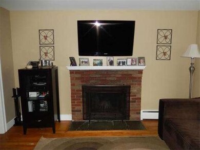 75 Chesbrough Rd, West Roxbury, MA 02132 - photo 4