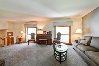 3042 Mary Kay Ln, Glenview, IL 60026 - photo 6