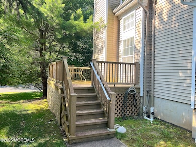 1 Cambridge Ct, Eatontown, NJ 07724 - photo 6