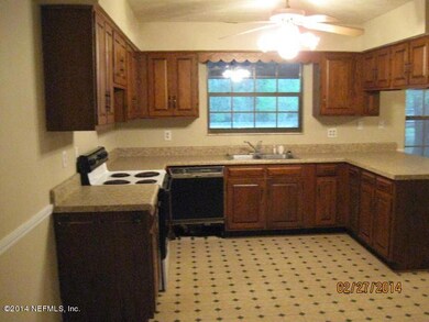 3953 Inglewood Dr, Middleburg, FL 32068 - photo 6