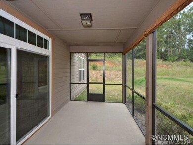 25 Foxtail Ct, Hendersonville, NC 28792 - photo 6