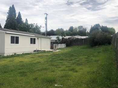 10 N Lyle Ave, East Wenatchee, WA 98802 - photo 5