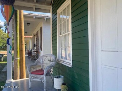 621 N Wall St, Natchez, MS 39120 - photo 4