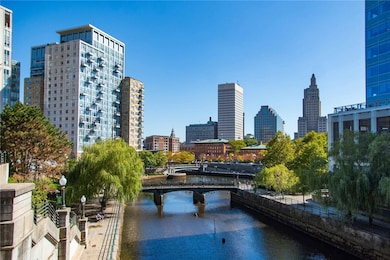 Bldg 1 unit 603, Providence, RI 02903 - photo 2