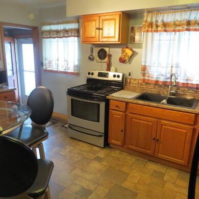 3480 Westway Dr, Columbus, OH 43204 - photo 2