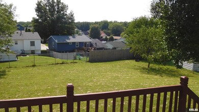 2625 W 55th St, Davenport, IA 52806 - photo 4