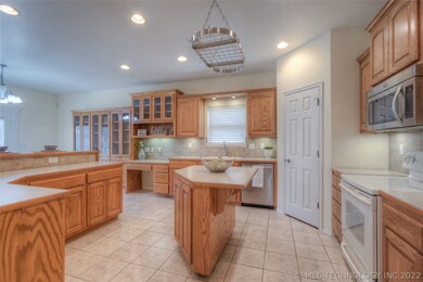 Huge eat-in kitchen with tons of storage and servi