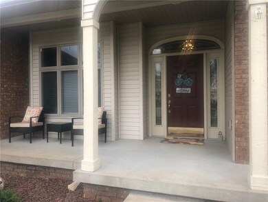 2877 Fox Hollow Ct, Columbus, IN 47203 - photo 2