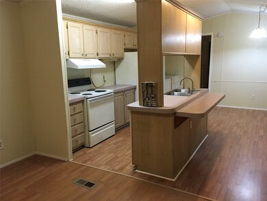 4625 Rhoda Ln, Needville, TX 77461 - photo 2