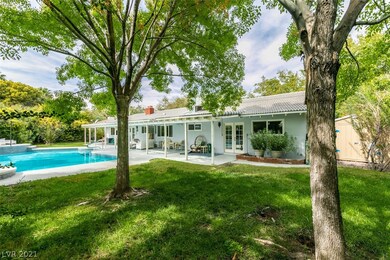 3761 N Rosecrest Cir, Las Vegas, NV 89121 - photo 2