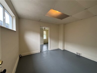 7708 Bedroom