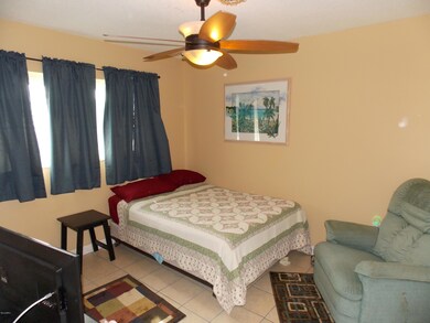 Guest bed 1