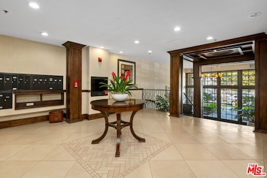 1040 4th St unit 108, Santa Monica, CA 90403 - photo 4