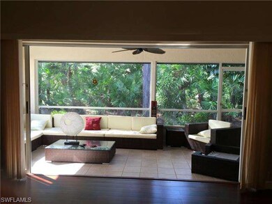 Pocket sliders let the outside in and lanai has el