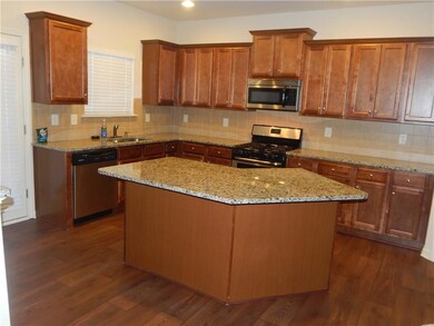 1320 Napa Valley Dr, Lawrenceville, GA 30045 - photo 2