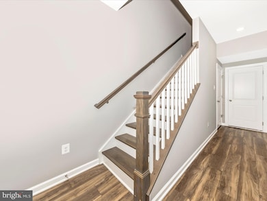 117 Flower Center Ln, Gaithersburg, MD 20878 - photo 7