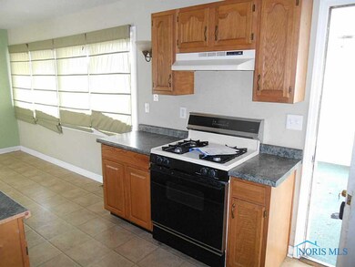 4559 Elmhurst Rd, Toledo, OH 43613 - photo 3