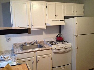 15 Royal Ave unit 2, Cranston, RI 02920 - photo 2