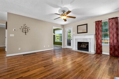 927 Poplar St, Moody, AL 35004 - photo 6