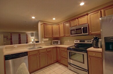 55 Boxberry Ln unit 55, Rockland, MA 02370 - photo 3