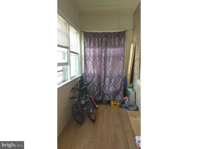 238 Warren St, Gloucester City, NJ 08030 - photo 2