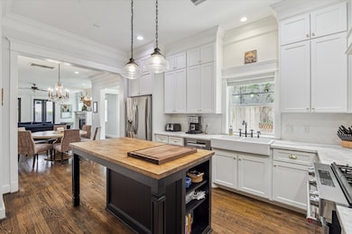 Functional and stylish butcher's block island with