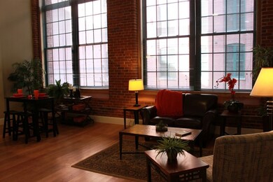 300 Canal St unit 1-522, Lawrence, MA 01840 - photo 4