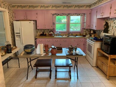 265 Pickering St, Manchester, NH 03104 - photo 7