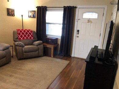 1323 Montgomery St, Wichita Falls, TX 76302 - photo 2