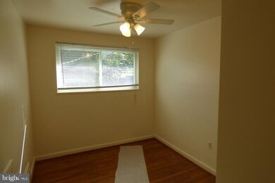 6123 Westland Dr, Hyattsville, MD 20782 - photo 7